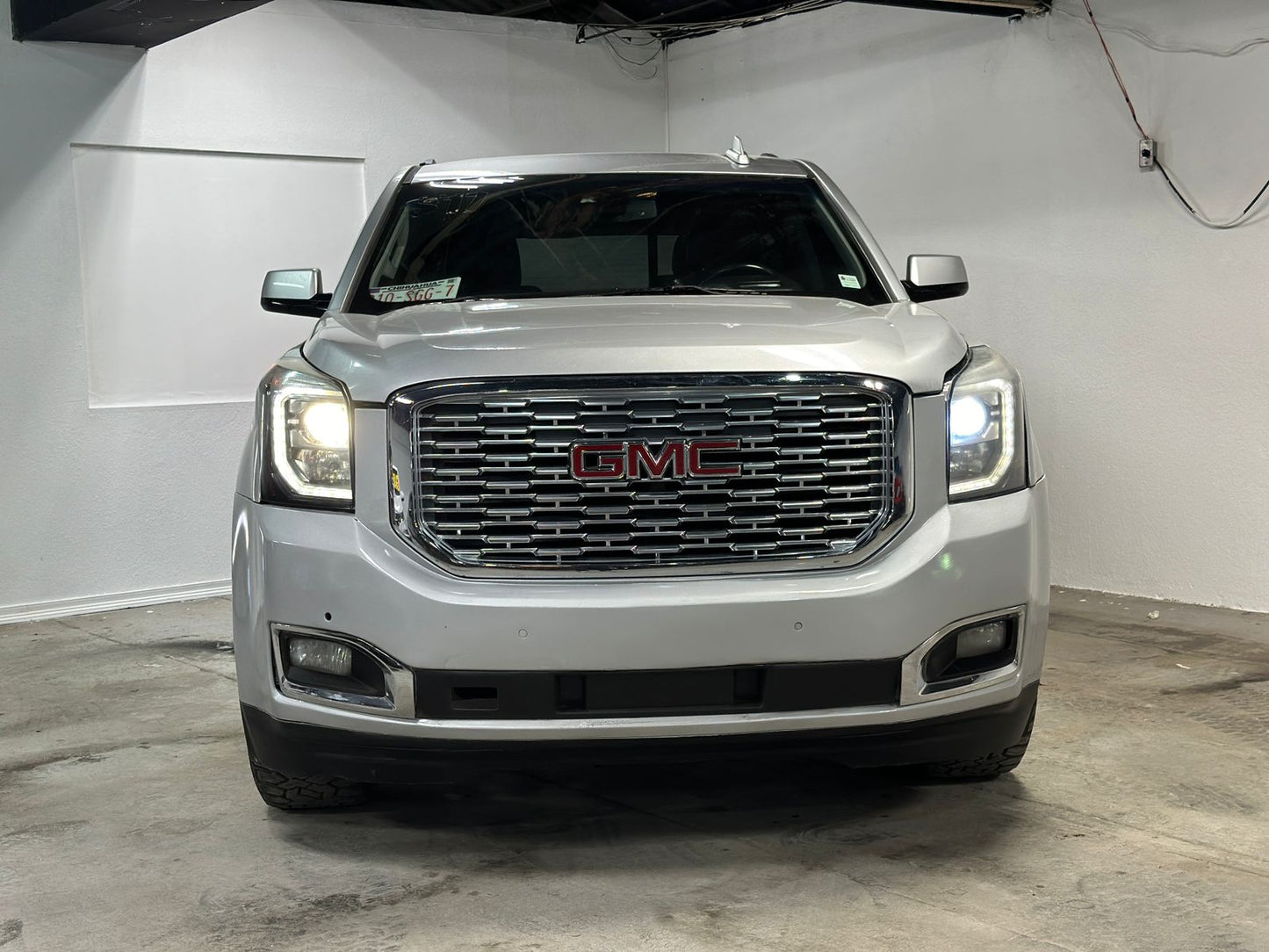 GMC Yukon Denali 2017